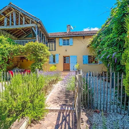 Beautiful With Private Pool Vila